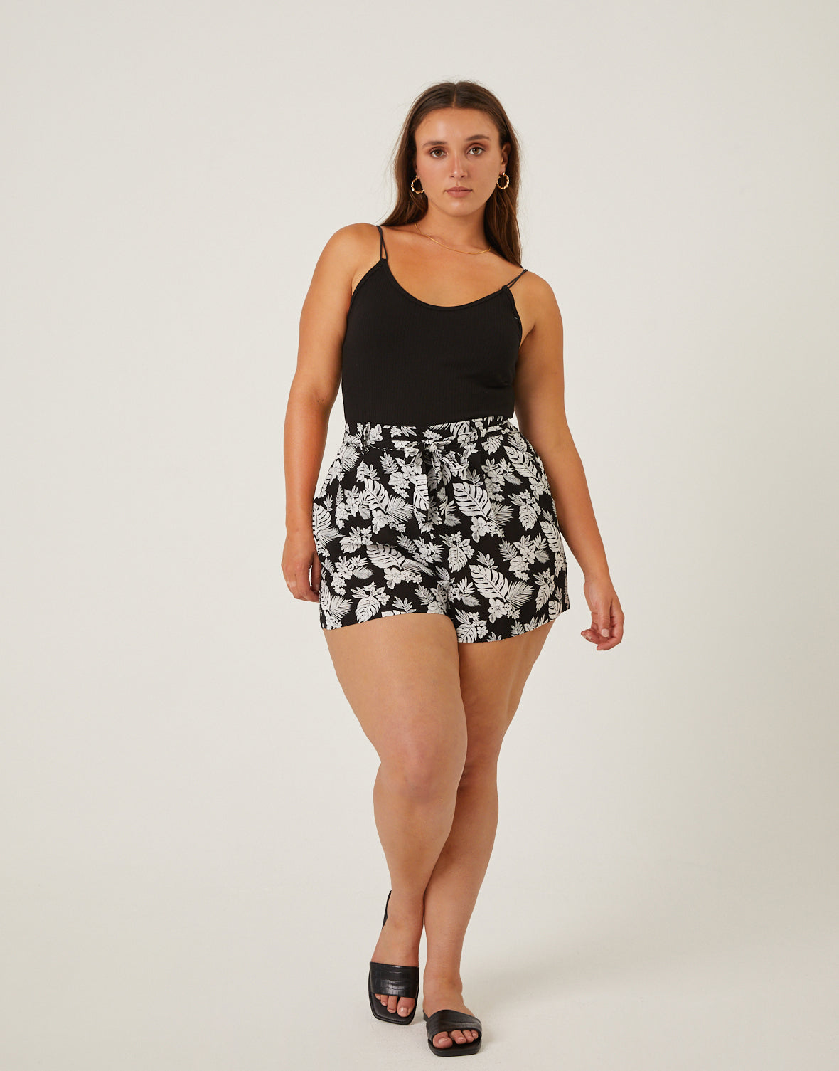 Plus Size Monochromatic Tropical Shorts