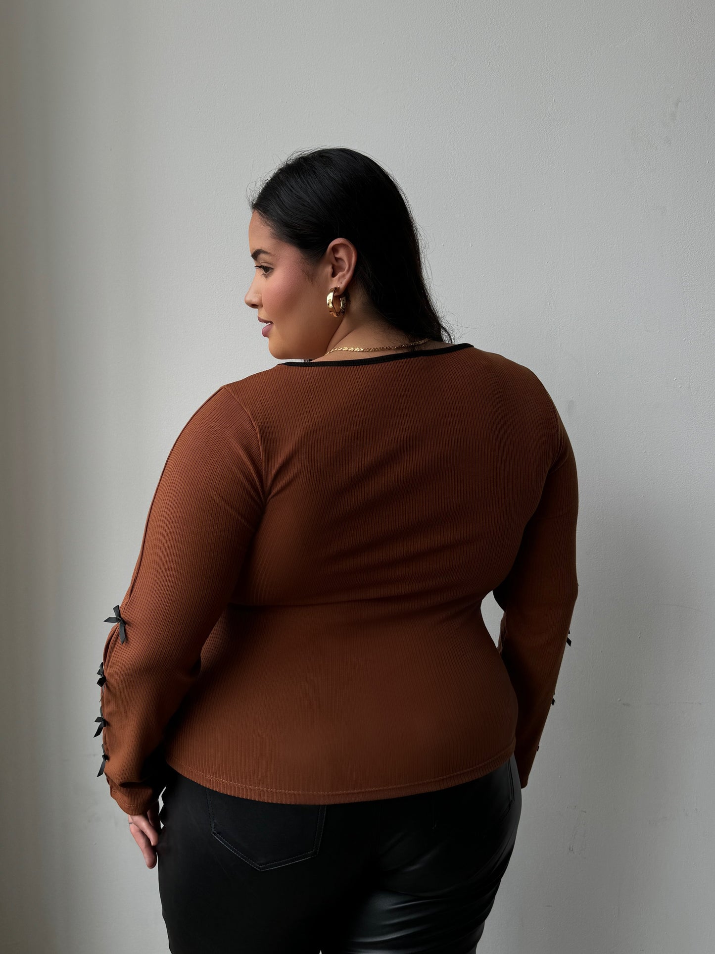 Plus Size Bow Detail Ribbed Long Sleeve Top