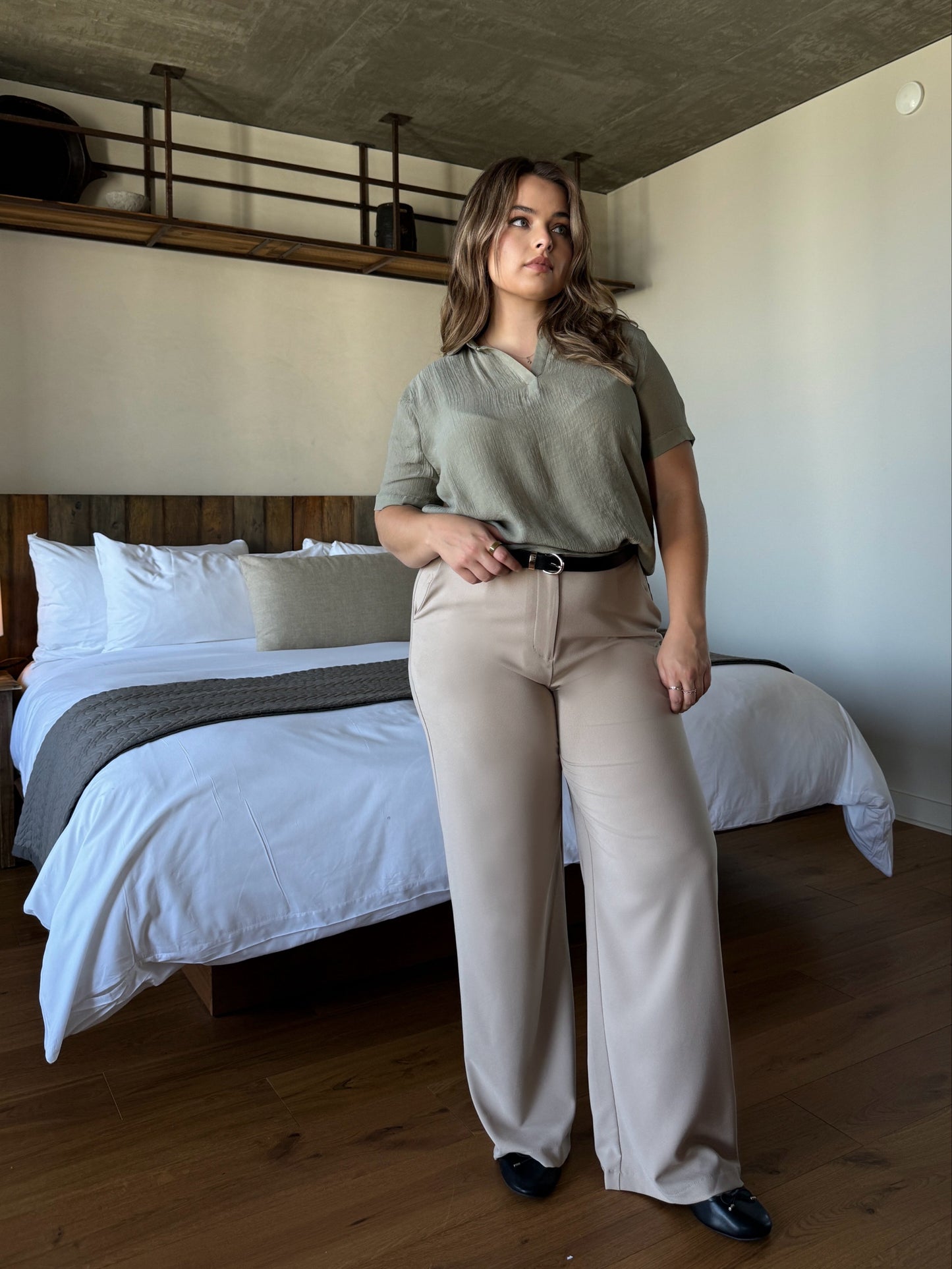 Plus Size Collared Neck Short Sleeve Top