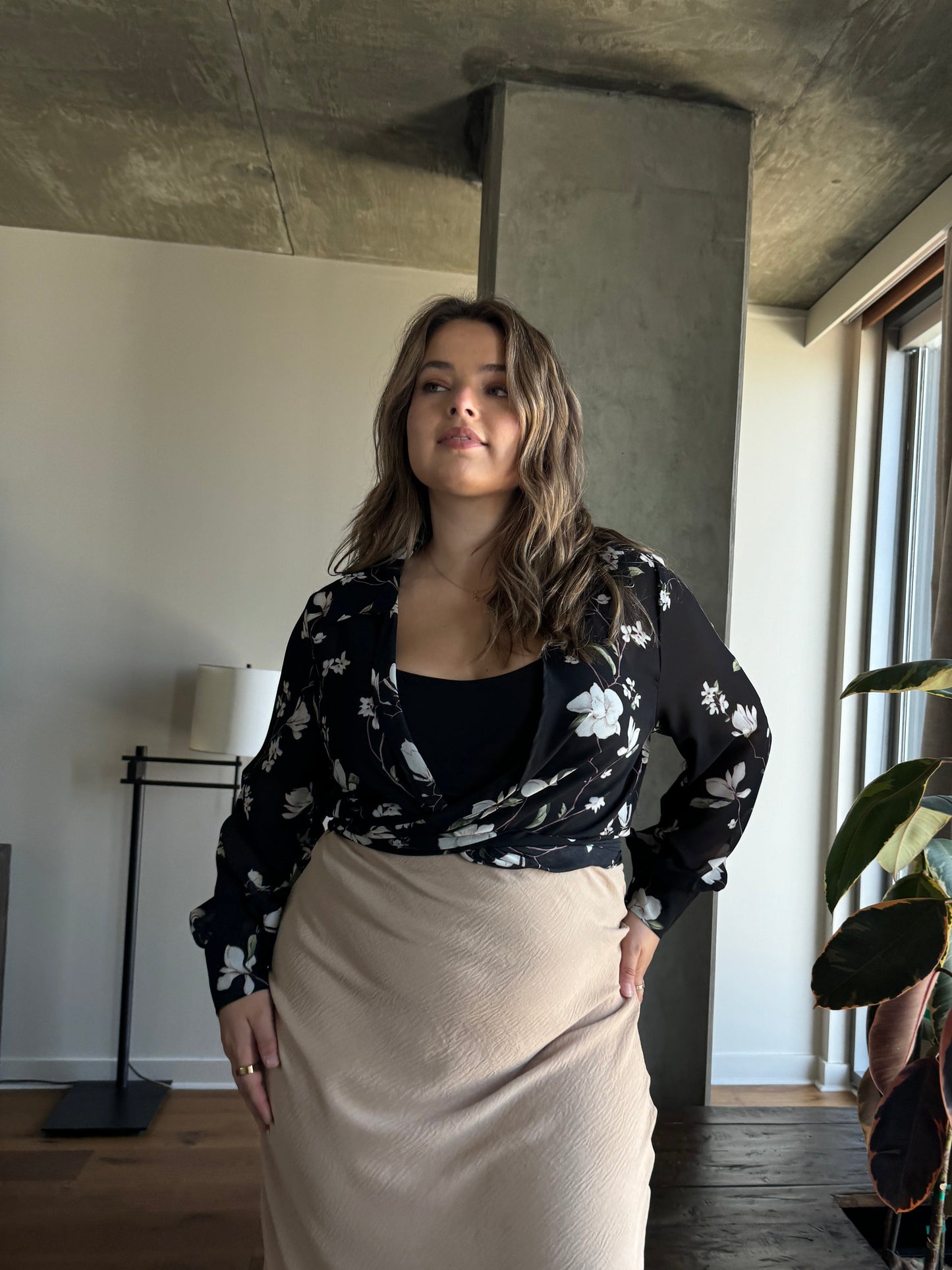 Plus Size Floral Tie Front Wrap Top