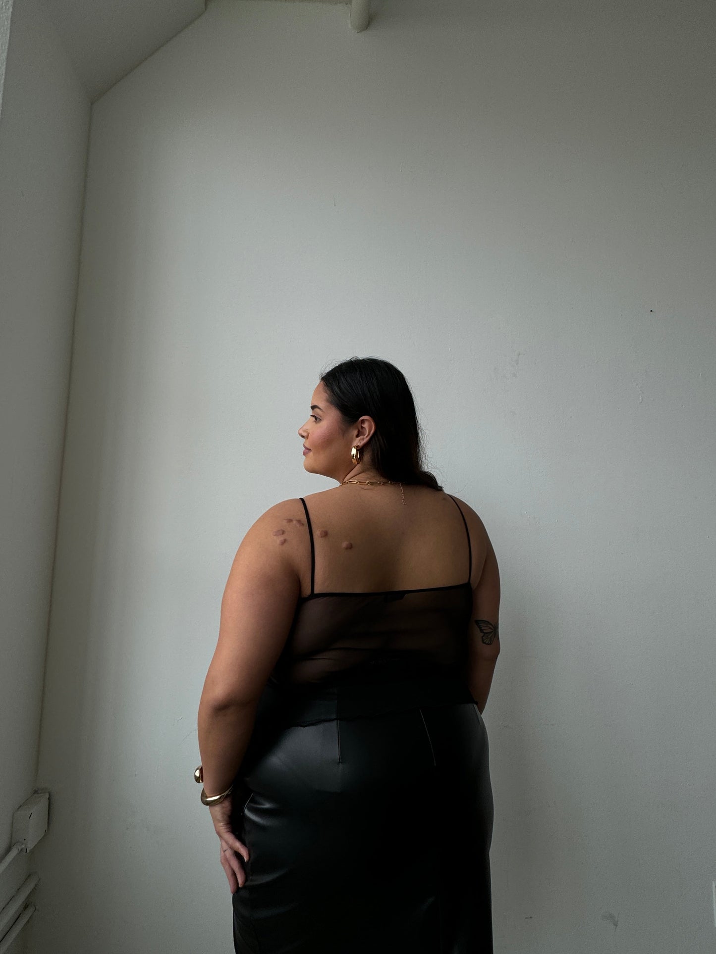 Plus Size Lace Open Front Twist Top
